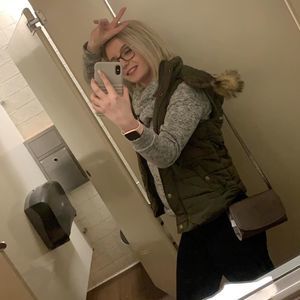 Meet your Posher, Bailey